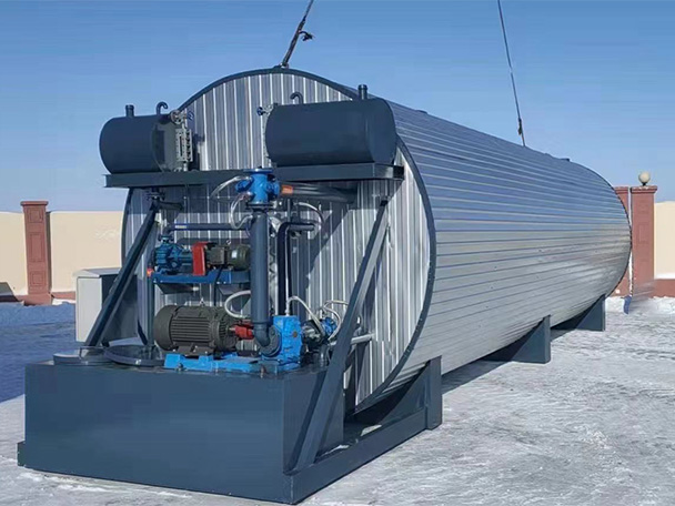 Fuel and gas-fired asphalt tank